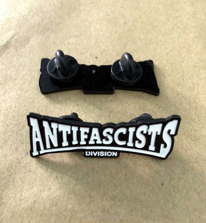 Pin metalowy  ANTIFASCISTS DIVISION