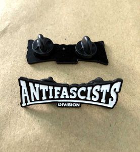 Pin metalowy  ANTIFASCISTS DIVISION