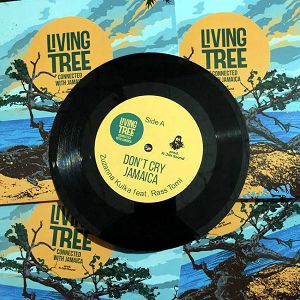LIVING TREE CONNECTED WITH JAMAICA (czarny winyl)